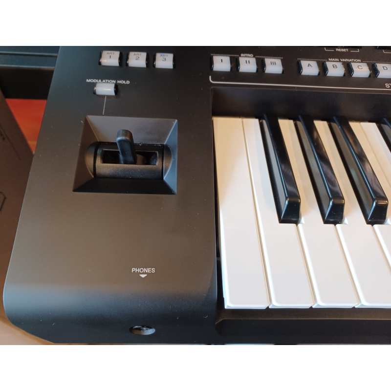 Yamaha Genos Keyboard (76 note 'Genos 1') Secondhand - Image 4