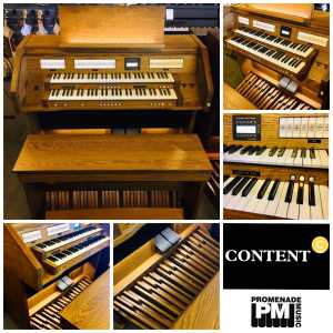 Content Clavis 224R 2-manual Digital Classical Organ with 24 Stops in Solid Dark Oak with Roll Top, 30-note Radiating Concave Pedalboard and Bench [UK Specification]