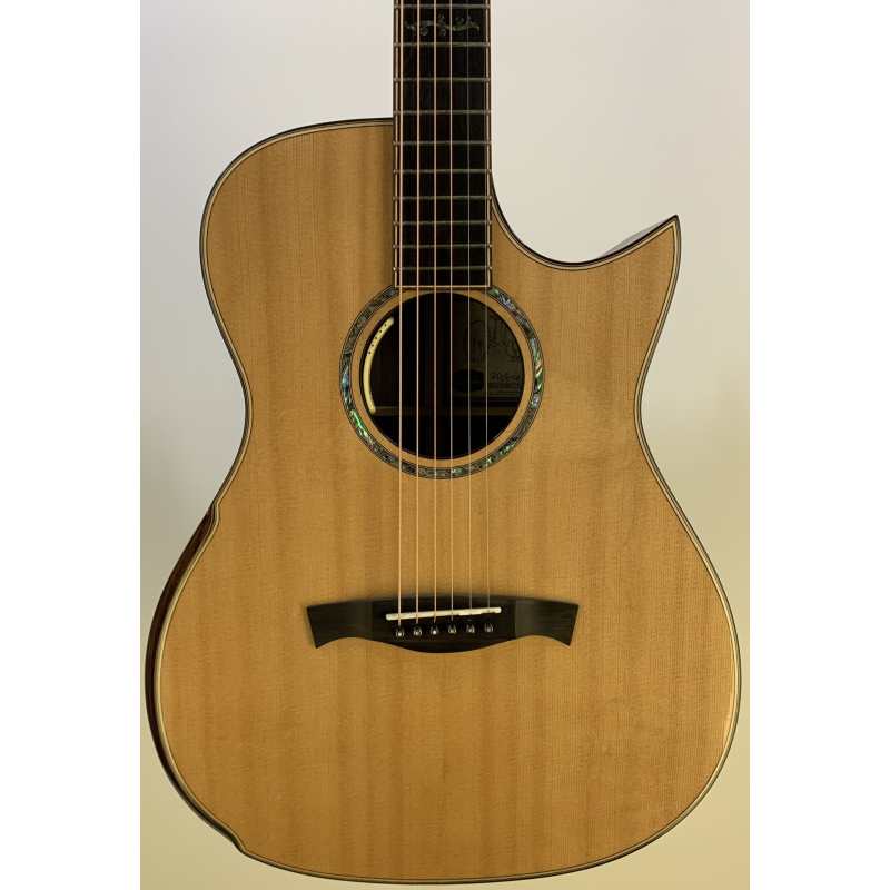 Maestro Custom Series Victoria IR-CSB Spruce/Rosewood 000 Size