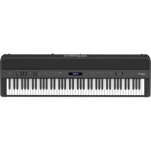 Roland FP90X Digital Piano in Black With Speakers (FP-90X)