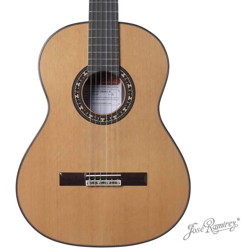 Ramirez Estudio 3 Classical Guitar with Case