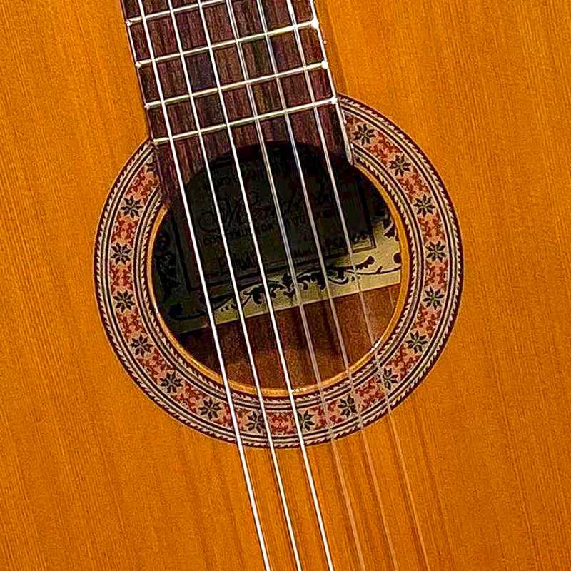 Mendieta Estudio Model P Pequeno 3/4 Classical Guitar - Image 3