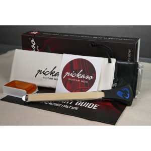Pickaso Classic Model Guitar Bow in Sapphire Blue with Rosin (Original 16cm Length)
