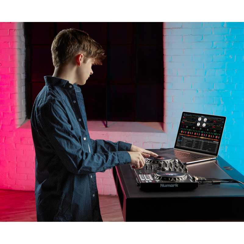 Numark NS4FX Professional 4 Deck DJ Controller - Image 13