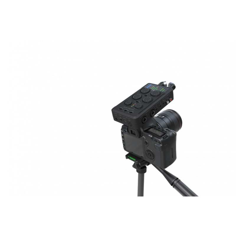 IK Multimedia iRig Pro Quattro I/O professional field recording interface and mixer - Image 4