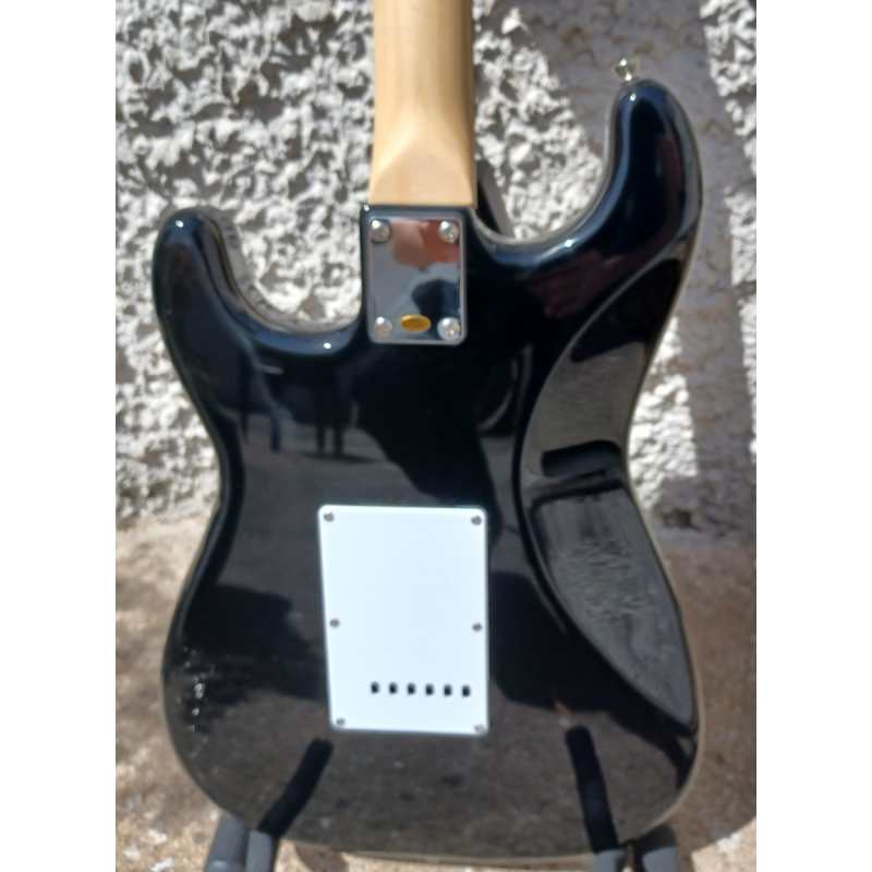 Levin LE54-BK Electric Guitar in High-Glo Black - Image 7