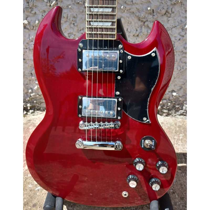Levin Deluxe LE61-CH Electric Guitar in High-Glo Cherry