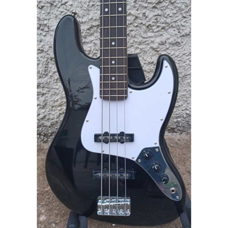 Levin LB60-BK Bass Guitar in High-glo Black