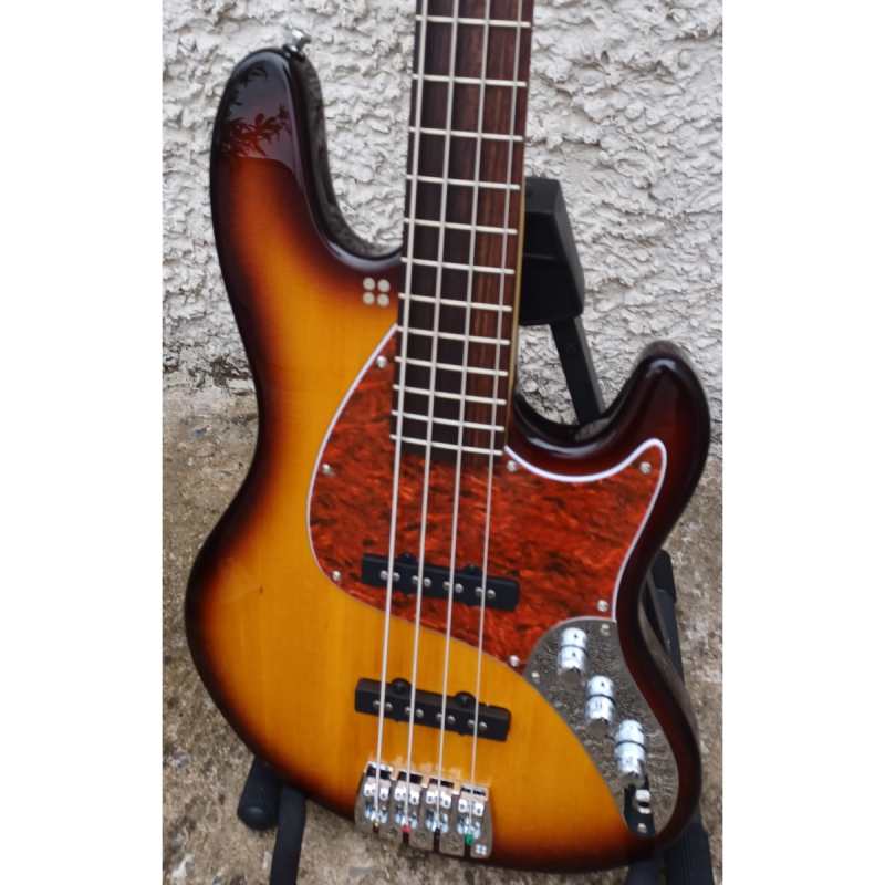 Sandberg Electra TT4 RW Bass Guitar, Sunburst - Image 4