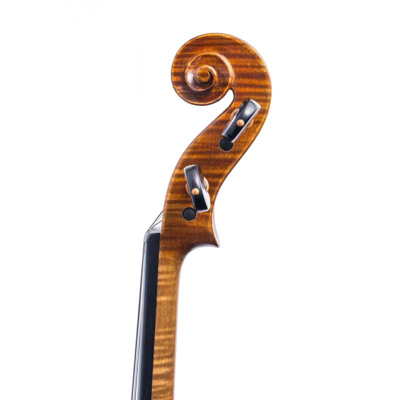 Briggs 121A Violin in Antiqued Varnish with one-piece back [Handmade in 2022 and inspired by the Bartolomeo Giuseppe 'del Gesu' Guarneri 'Lord Wilton' violin of 1742] - Image 3