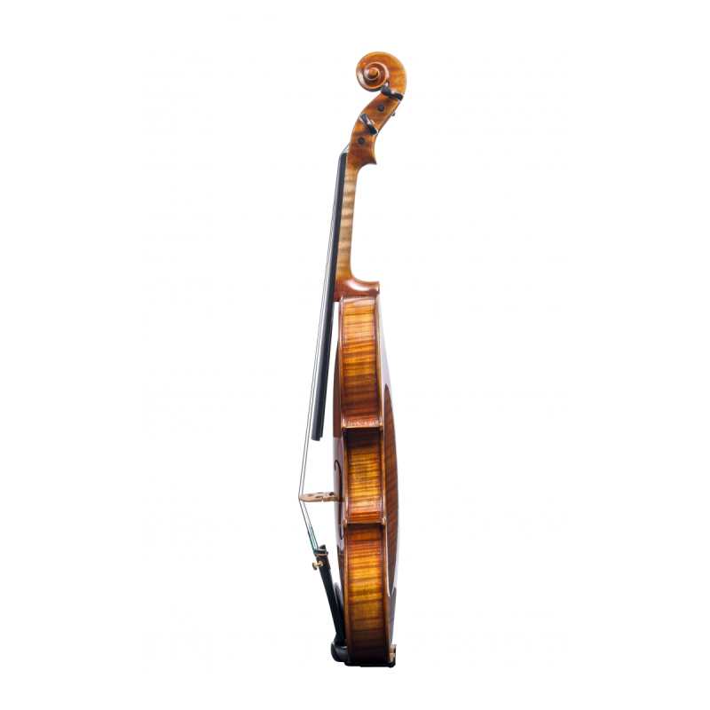 Briggs 112A Violin in Antiqued Varnish with two-piece back [Handmade in 2022 and inspired by an Antonio Stradivari pattern violin of 1728] - Image 4