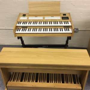 Content Compact 224 Intern Portable 2-manual Organ System in Light Oak with Stand, Volume Pedal, Choice of Pedalboards & Bench