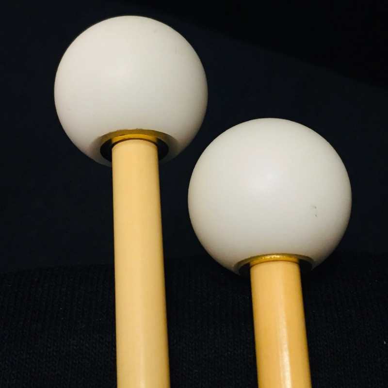 Beverley OS2S Glockenspiel Mallets with Rattan Handles (Bright Tone) - Image 2