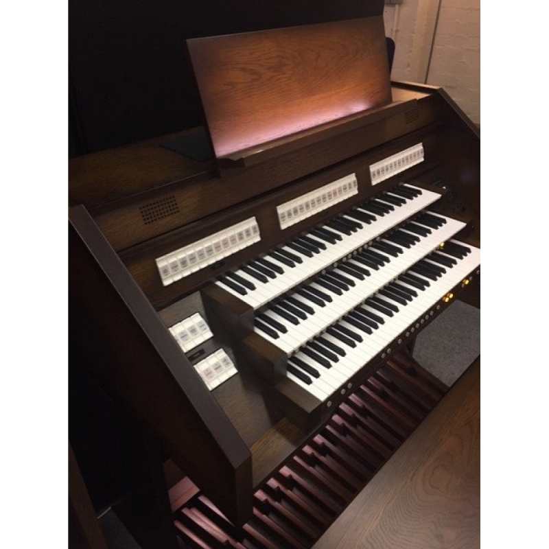 Content Celeste 340R Custom UK Spec 3-Manual Organ in Antique Mahogany (32RC) - Image 2