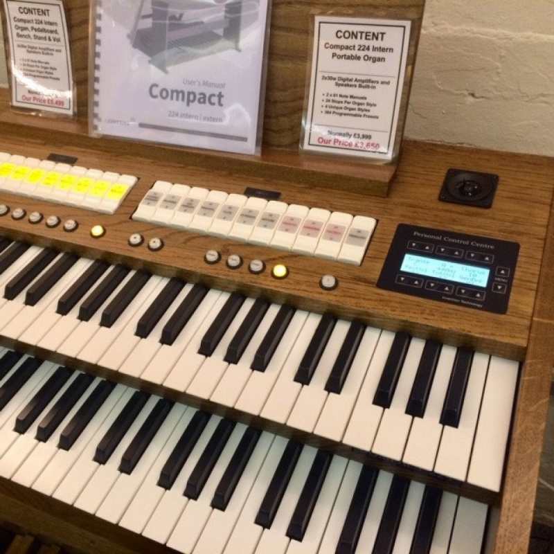 Content Compact 224 Intern Portable Digital Classical Organ Keyboard in Dark Oak with 2-manuals and 24 Stops (with internal amplifiers and speakers) - Image 2