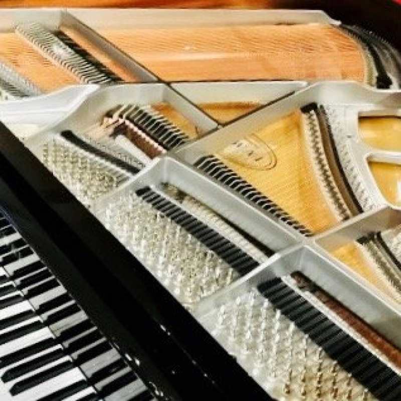 Kawai GL-10SL Grand Piano in Ebony Polished Black with Chrome Silver Fittings (The 153cm / 5ft GL10SL is Made in Indonesia) - Image 4