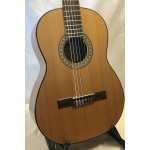 Mendieta Estudiante Classic Pequeno 3/4  Classical Guitar