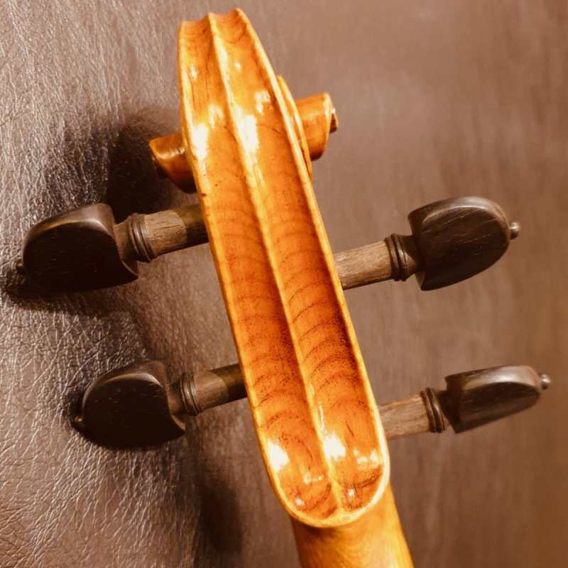 Stentor 4/4 Master Antiqued Violin - Instrument Only - Image 4