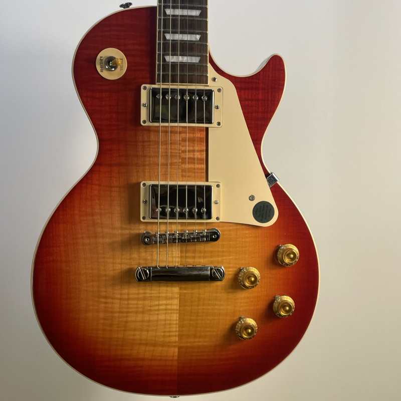Gibson Les Paul Standard '50s in Heritage Cherry Sunburst with Hardcase  (LPS500HSNH) - Image 2