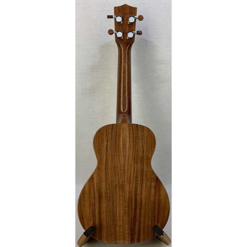 Uma Classic SC Solid Acacia Concert Ukulele (UMA-CLASSIC-SC) - Image 4
