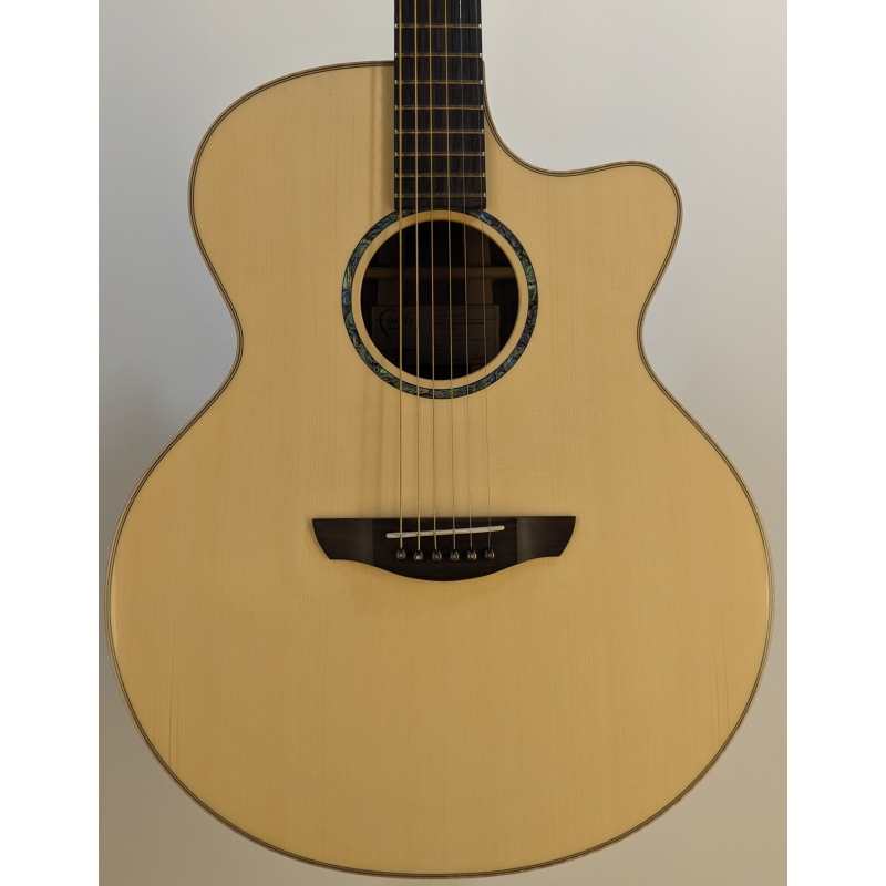 Faith FJCEHG3 Hi-Gloss 3 Jupiter Cutaway All Solid Electro Acoustic Guitar (43mm Nut) inc Hard Case