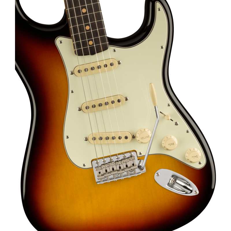 Fender American Vintage II 1961 Stratocaster in 3-Colour Sunburst with Hardcase