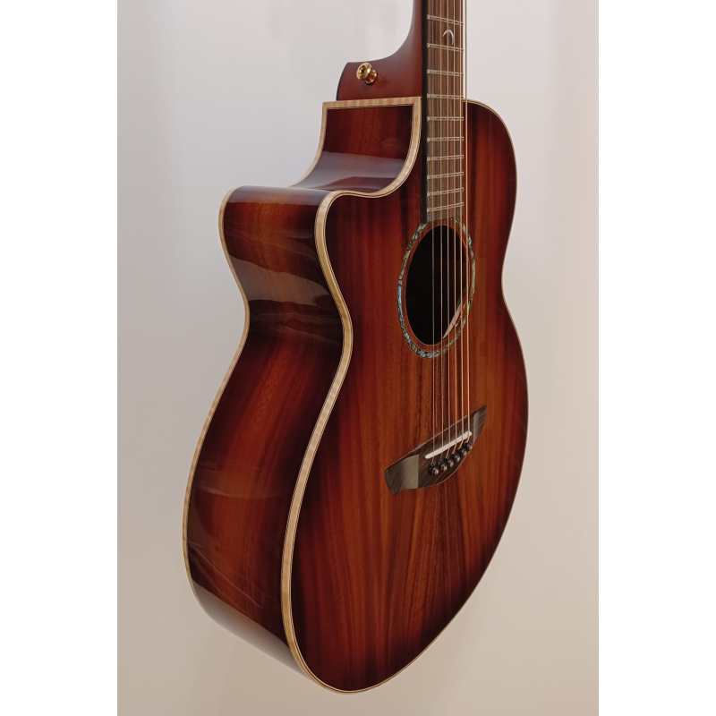 Faith FVBMBL Blood Moon Venus Cutaway Electro Acoustic With Case, Lefthanded - Image 5