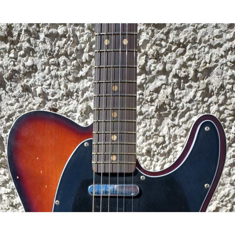 Fender Jason Isbell Custom Telecaster in 3-Colour Chocolate Burst with Gig Bag - Image 12