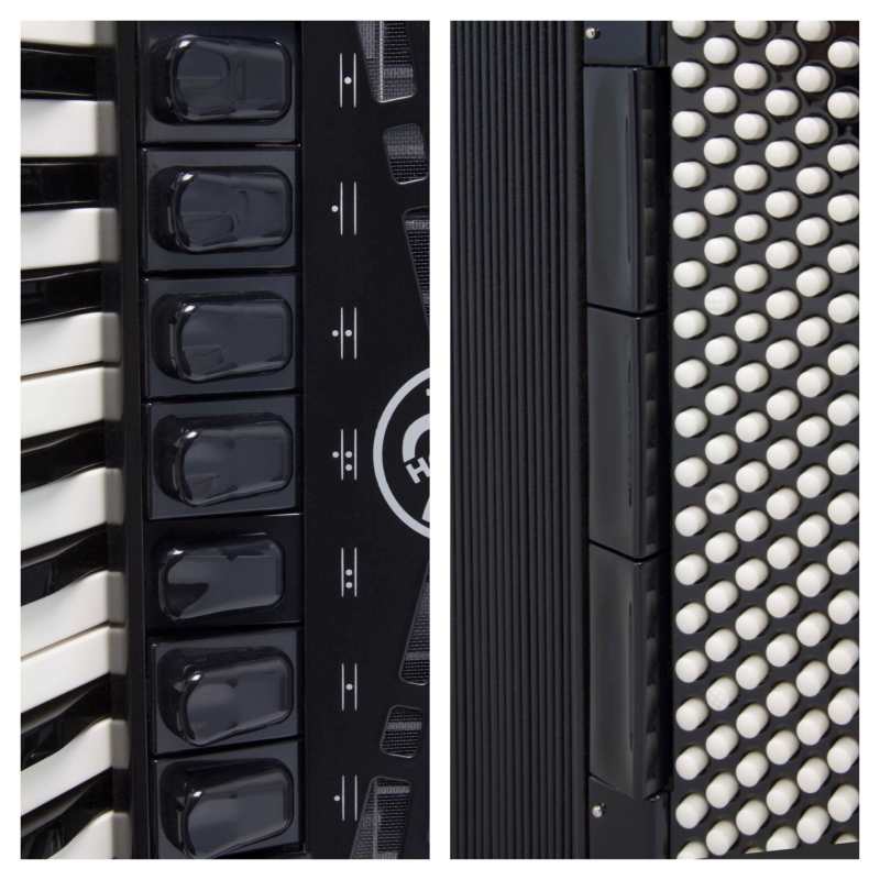 Hohner Bravo III 120 Accordion in Black with Gig Bag & Straps (A16822) - Image 4