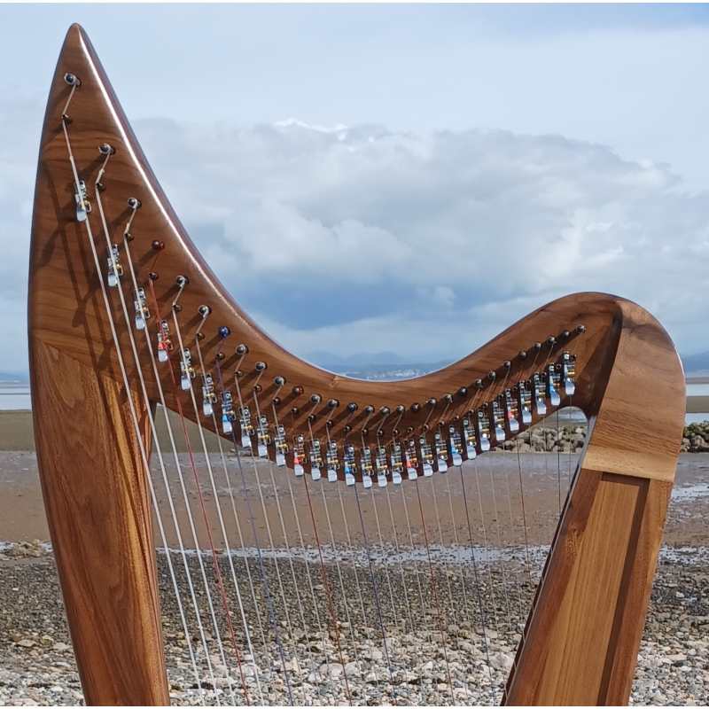 Stoney End Lorraine Floor Harp with Wooden Plinth and Gigbag (29-string 4-octave high headed harp that’s handmade in the USA - GX60044) - Image 12