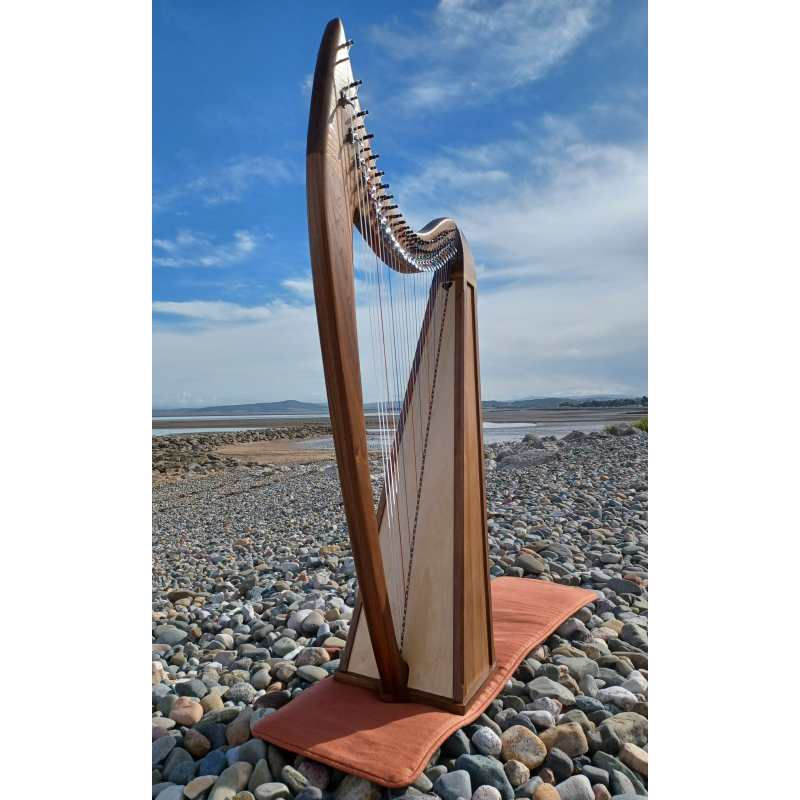 Stoney End Lorraine Floor Harp with Wooden Plinth and Gigbag (29-string 4-octave high headed harp that’s handmade in the USA - GX60044) - Image 2