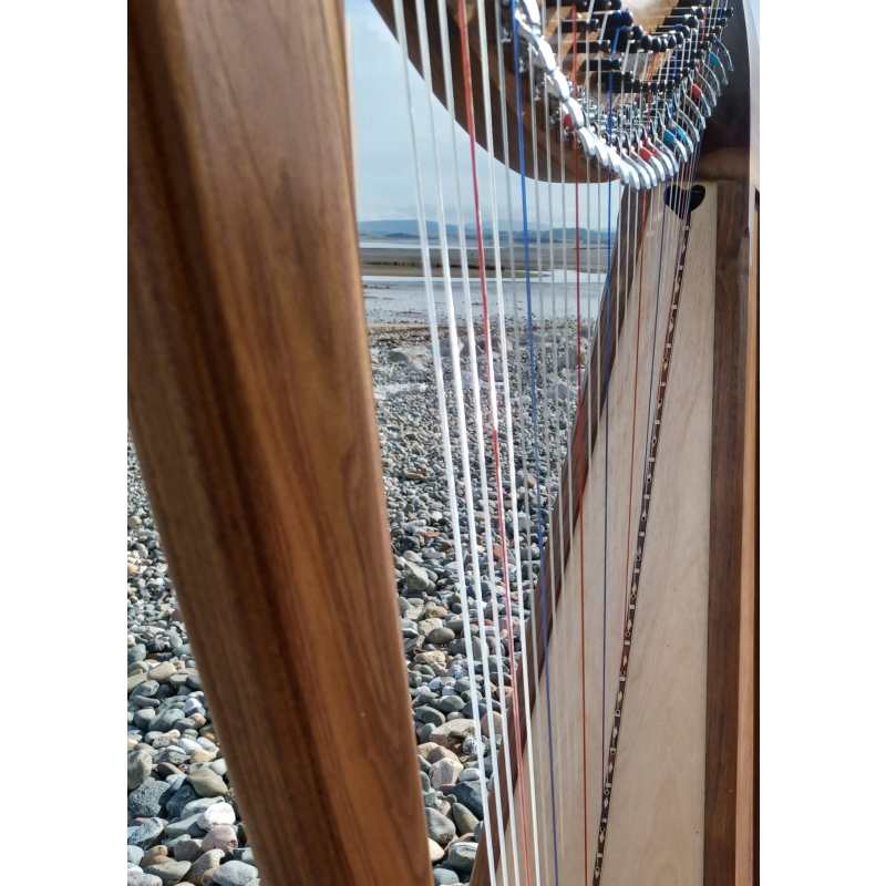 Stoney End Lorraine Floor Harp with Wooden Plinth and Gigbag (29-string 4-octave high headed harp that’s handmade in the USA - GX60044) - Image 6