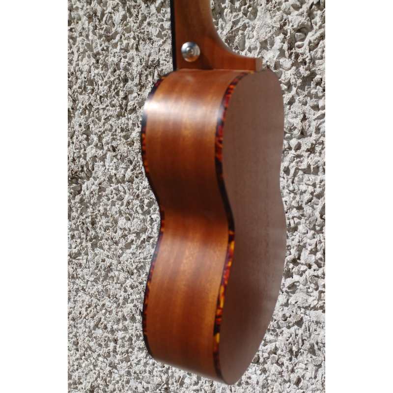 Kaka KUC-28D Solid Top Concert Ukulele (KUC28D) - Image 14