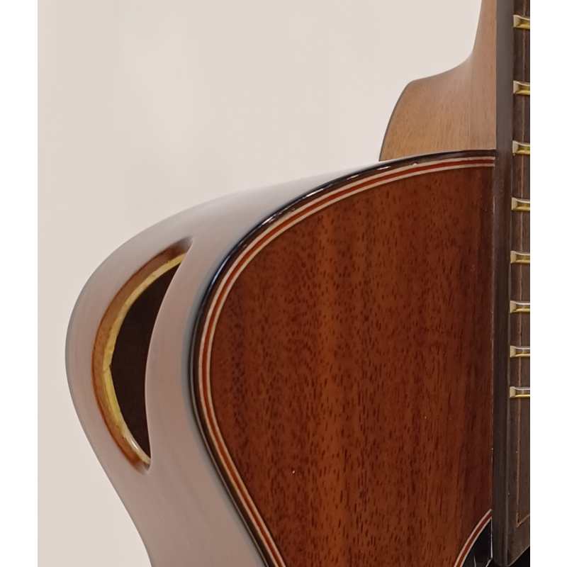 Maestro Island Series UC-KO SB K Concert Ukulele & Fitted Hard Case - Image 9