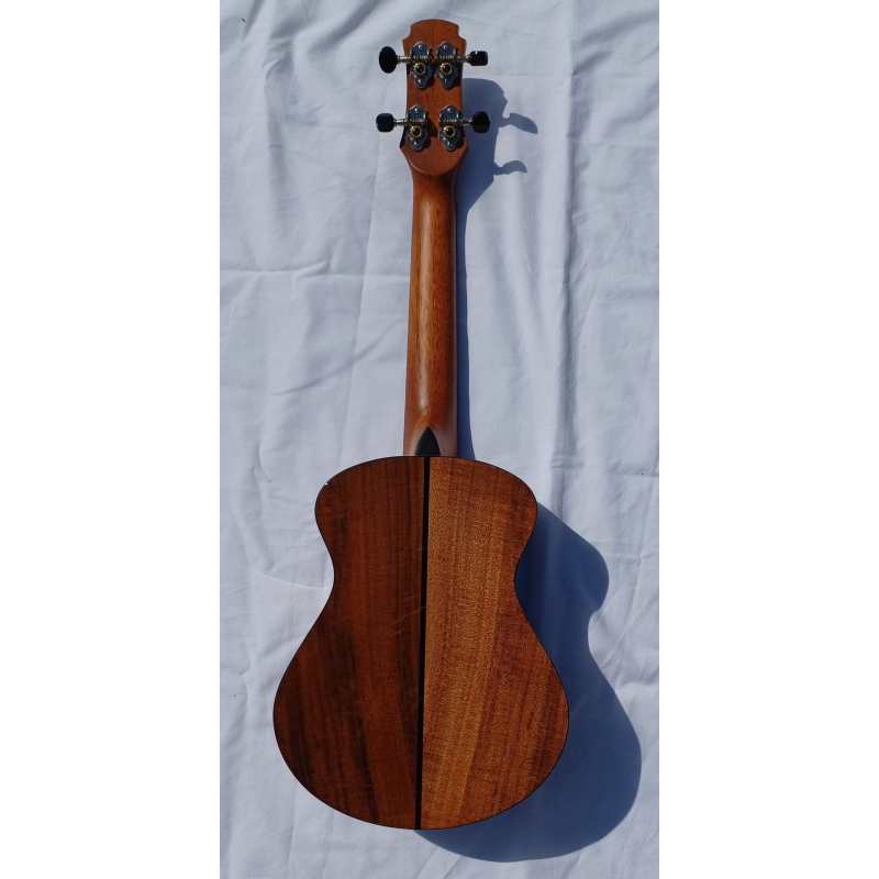 Maestro Island Series UC-KO SB K Concert Ukulele & Fitted Hard Case - Image 20