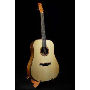 Maestro Original Rosetta Electro Acoustic Guitar With Hardcase (RO-SR-SB-A)
