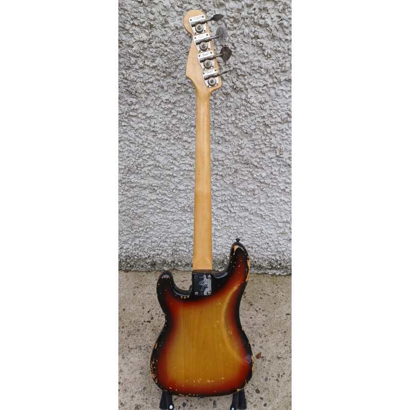 Fender Precision Bass, Vintage, Circa 1974, Secondhand - Image 6