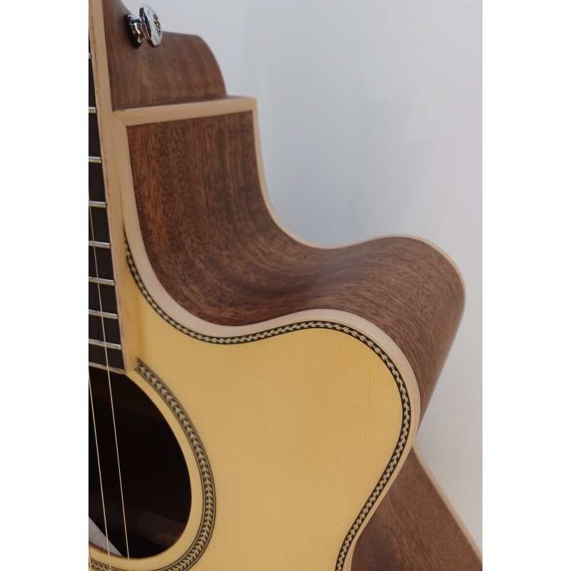Tanglewood TP4CE Electro Acoustic Guitar - Image 10