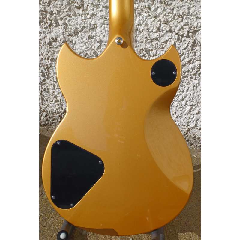 Yamaha SG3000 Custom, Gold Metalflake, Secondhand, Circa 2009 - Image 2