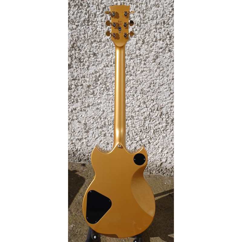 Yamaha SG3000 Custom, Gold Metalflake, Secondhand, Circa 2009 - Image 3