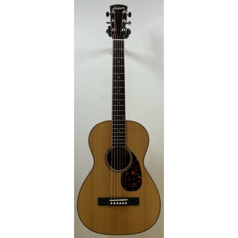 Larrivee P05 Acoustic Parlour Guitar With Hardcase (Secondhand) - Image 2