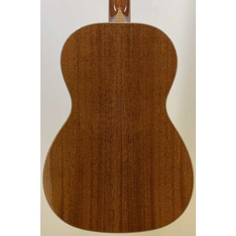 Larrivee P05 Acoustic Parlour Guitar With Hardcase (Secondhand) - Image 6