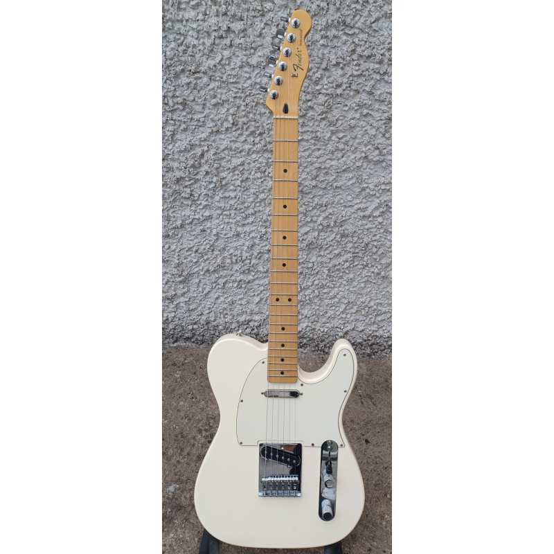 Fender Standard Telecaster, Maple Fingerboard, Arctic White Tint (0145102380) - Image 3