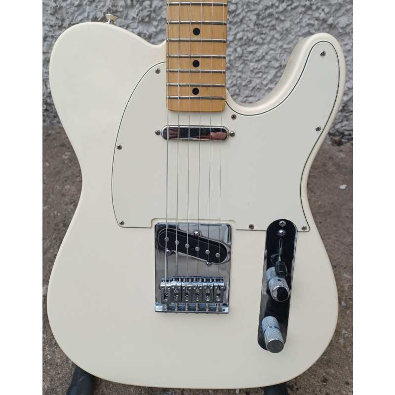 Fender Standard Telecaster, Maple Fingerboard, Arctic White Tint (0145102380)